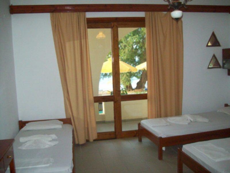 Kato Stalos Beach Exterior photo